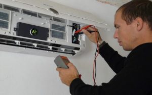 Como expertos en mantenimiento urgente de aires acondicionados en Barcelona nos encargamos de hacer nuestros trabajos en los siguientes componentes.