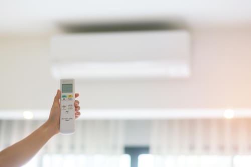 TÉCNICO AIRE ACONDICIONADO Los técnicos de aire acondicionado desempeñan un papel esencial en el diseño, instalación, mantenimiento y reparación de sistemas de climatización.
