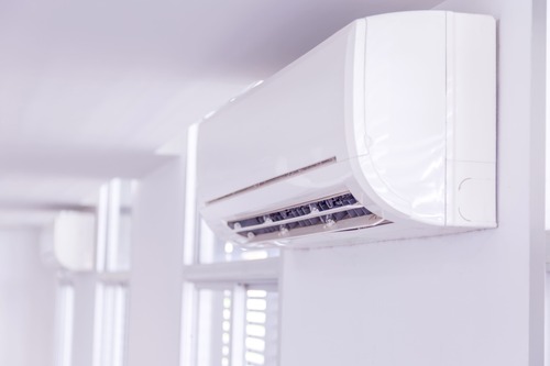 El aire acondicionado no es solo una herramienta para combatir el calor del verano, también puede ser útil en invierno.